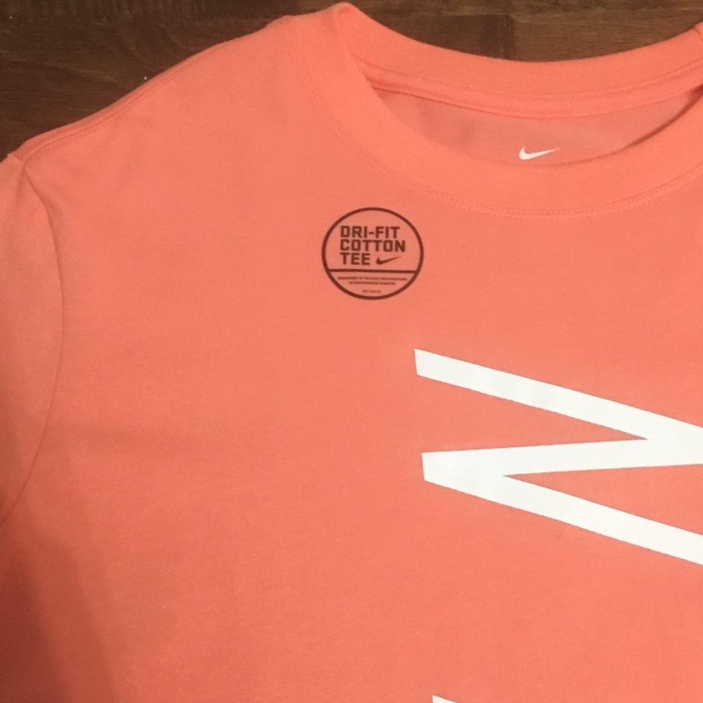 Nike Women’s Dri-Fit Cotton Training Tee Shirt NWT - Picture 3 of 5